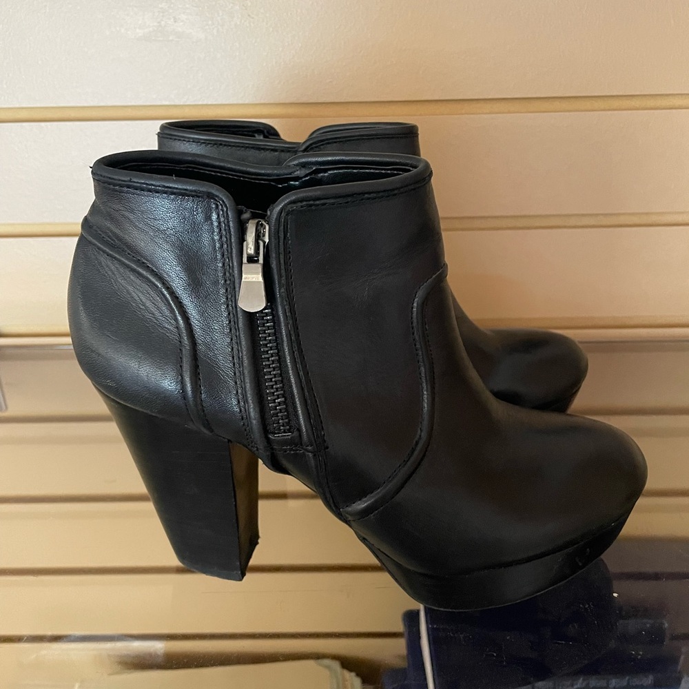 Black heeled booties